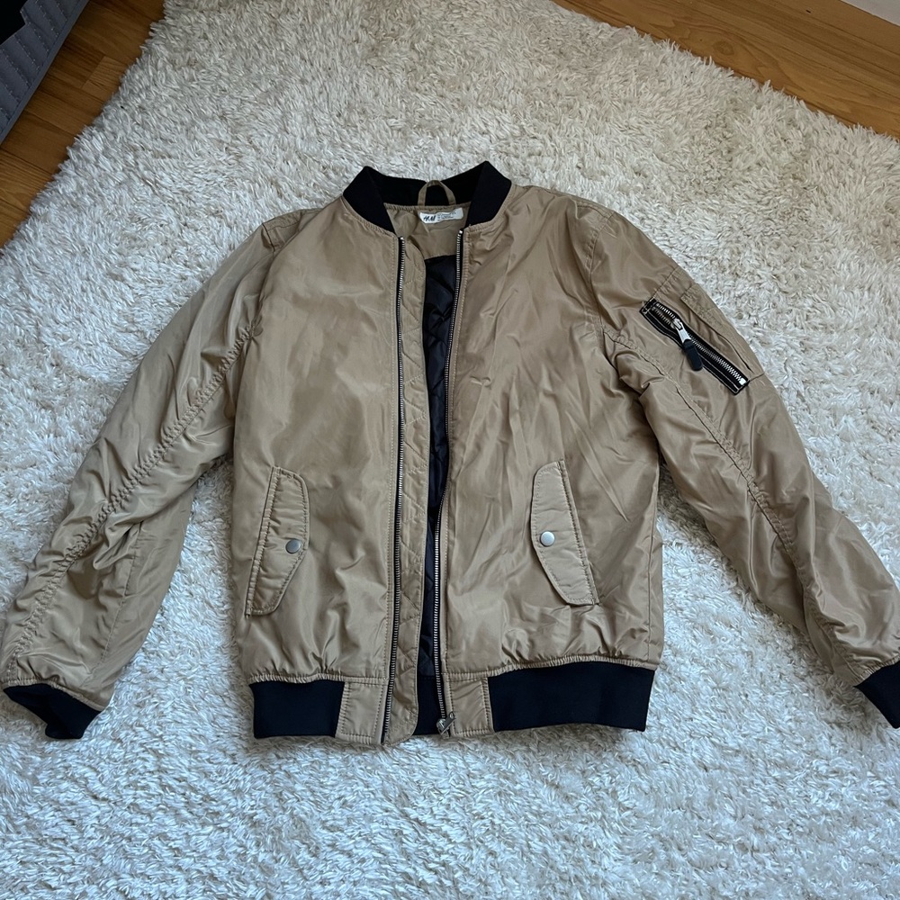 Boy’s bomber jacket Size 13-14